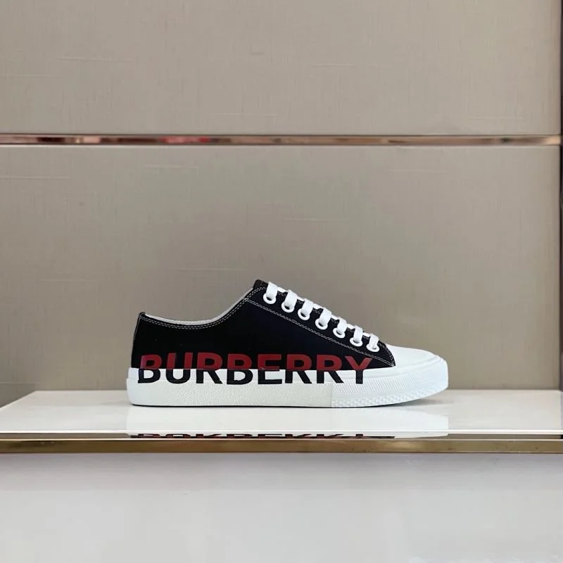 Stylish Burberry Low Shoes 17139