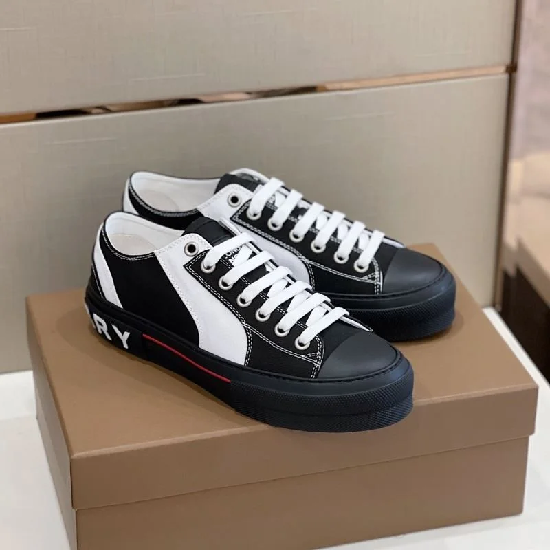 FashionForward Burberry Low Shoes 17070