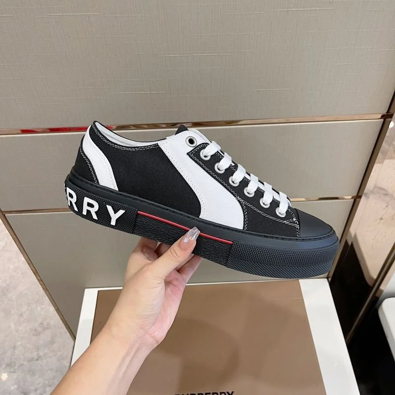 FashionForward Burberry Low Shoes 17070