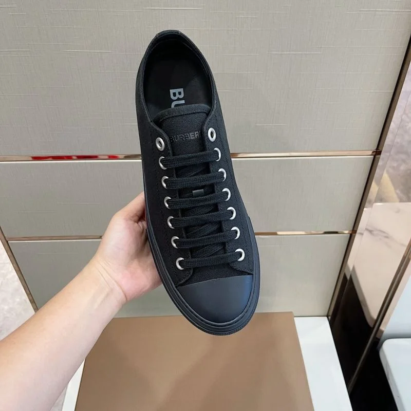 StreetReady Burberry Low Shoes 17073