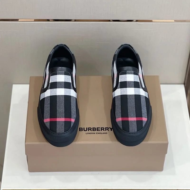 HighPerformance Burberry Low Shoes 17057