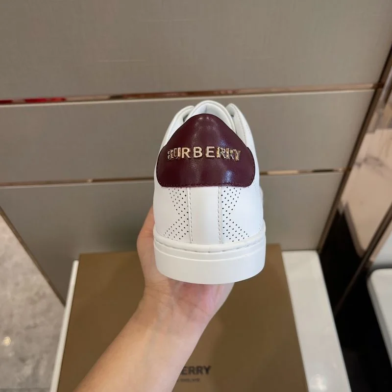 Thermal Burberry Low Shoes 17110