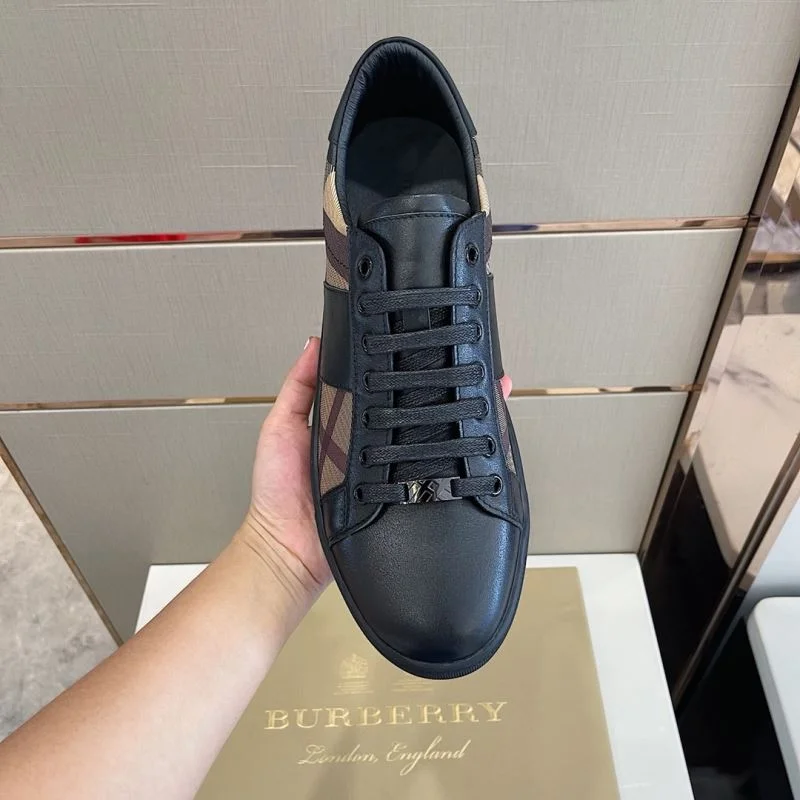 Soft Burberry Low Shoes 17062