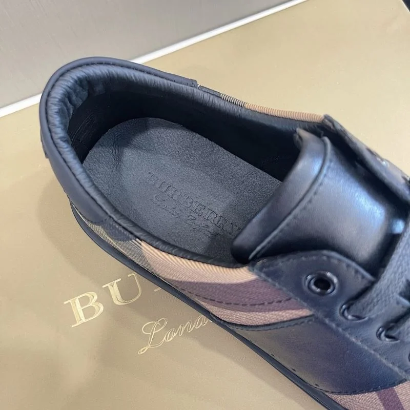 Soft Burberry Low Shoes 17062
