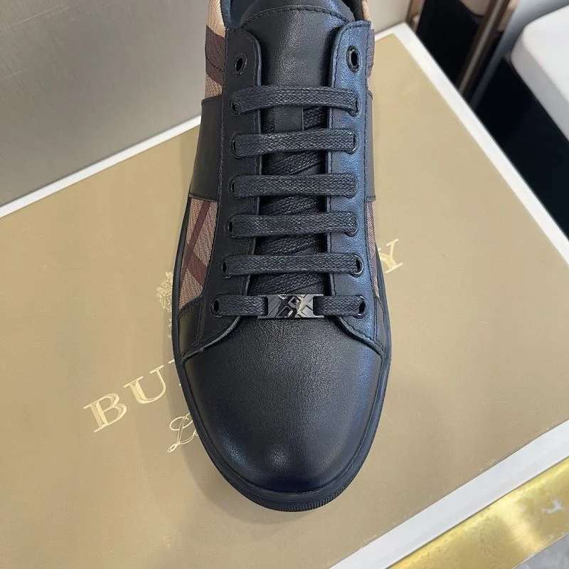 Soft Burberry Low Shoes 17062