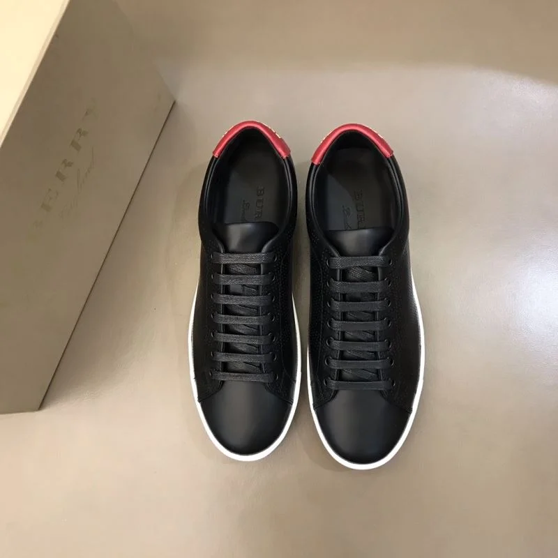 Youthful Burberry Low Shoes 17052