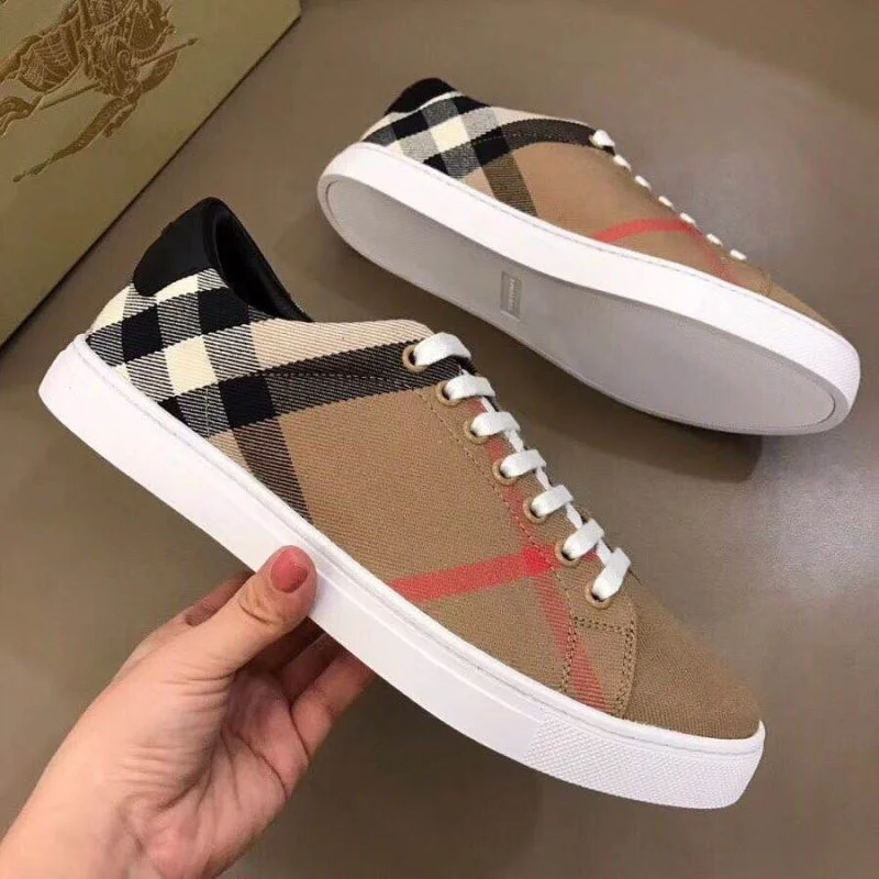 Burberry Low Shoes Efficient 17040