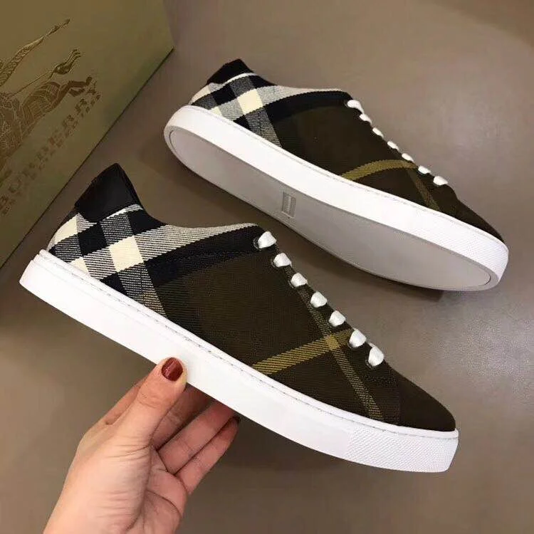 Unique Burberry Low Shoes 17108