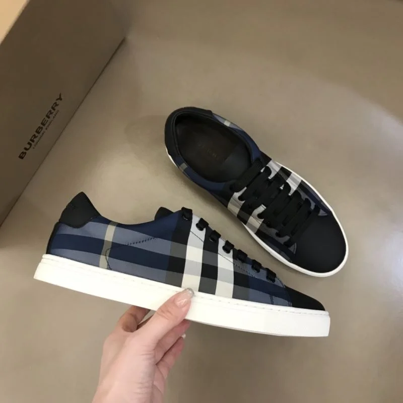 Comfortable Burberry Low Shoes 17036