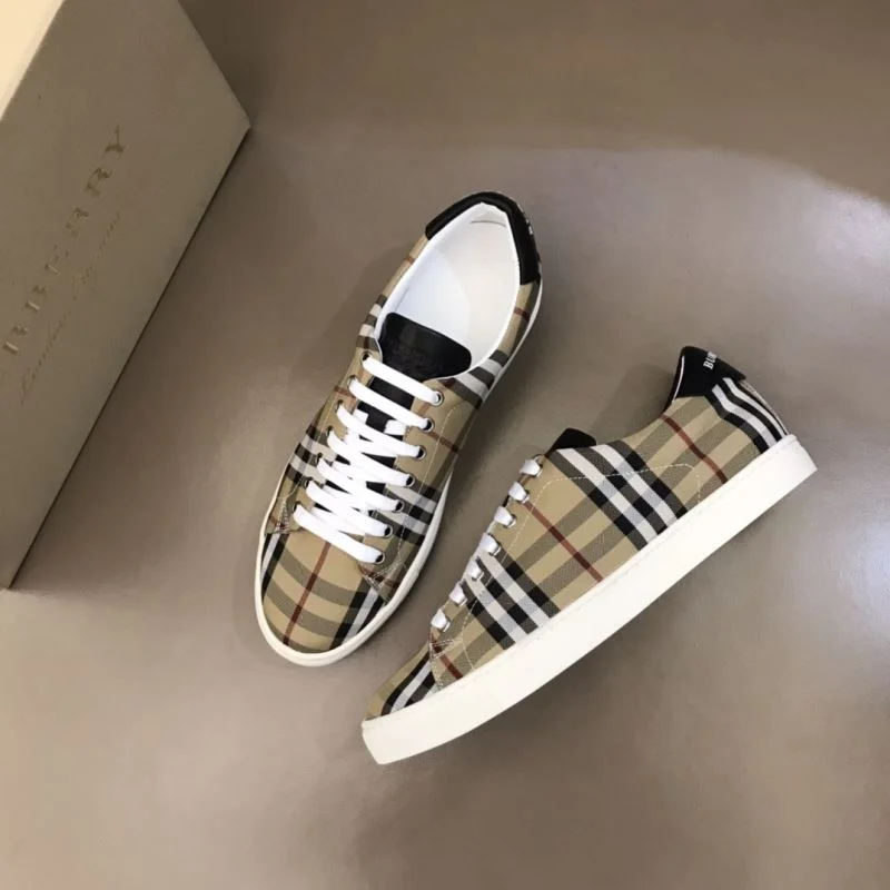 Durable Burberry Low Shoes 17031