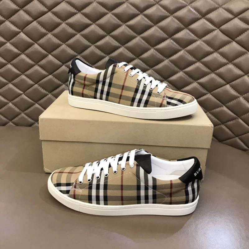 Durable Burberry Low Shoes 17031