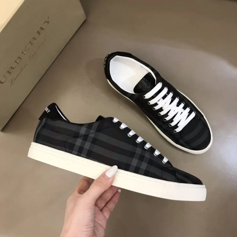 MultiPurpose Burberry Low Shoes 17049