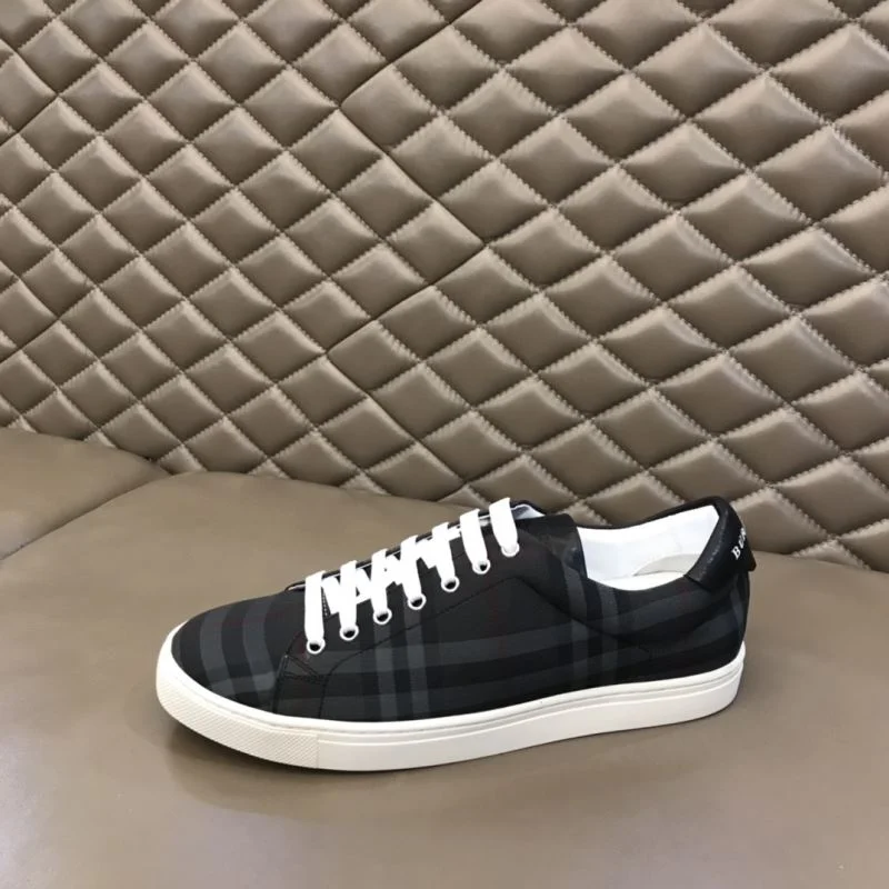 MultiPurpose Burberry Low Shoes 17049