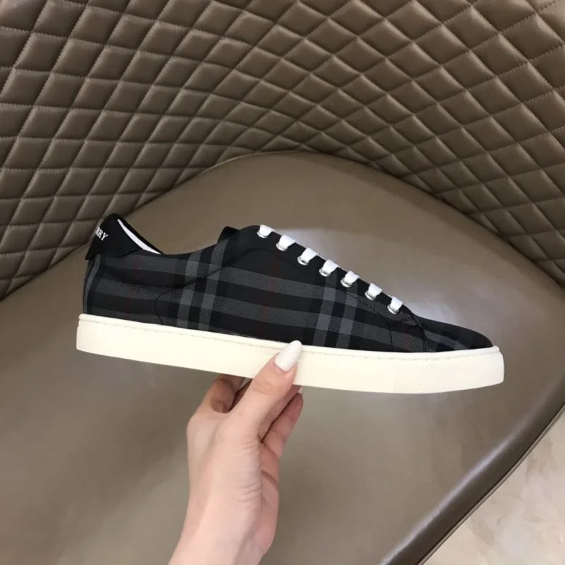 MultiPurpose Burberry Low Shoes 17049