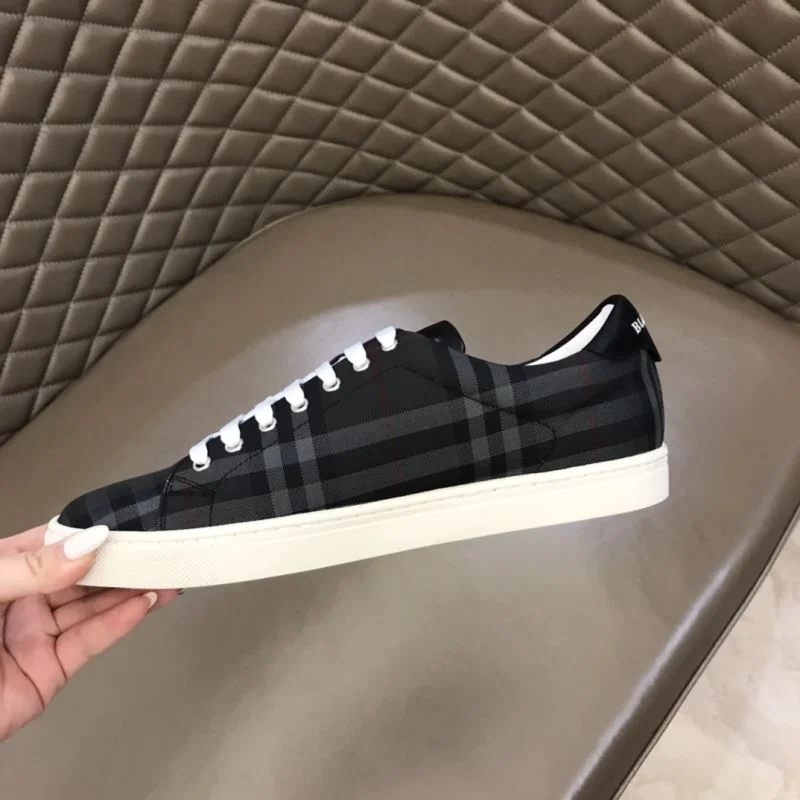 MultiPurpose Burberry Low Shoes 17049