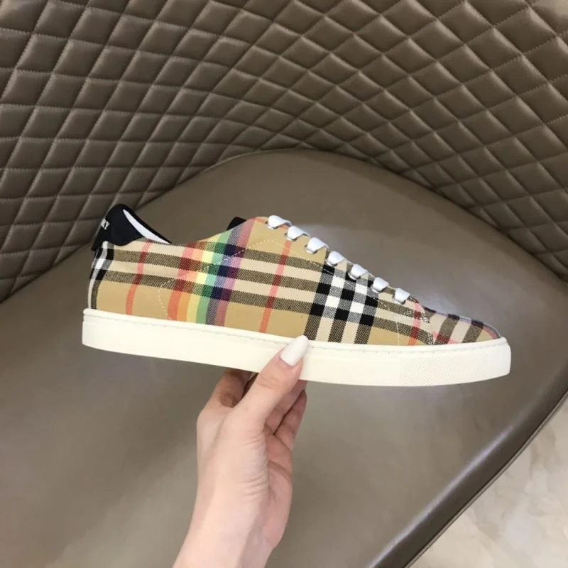 Affordable Burberry Low Shoes 17032