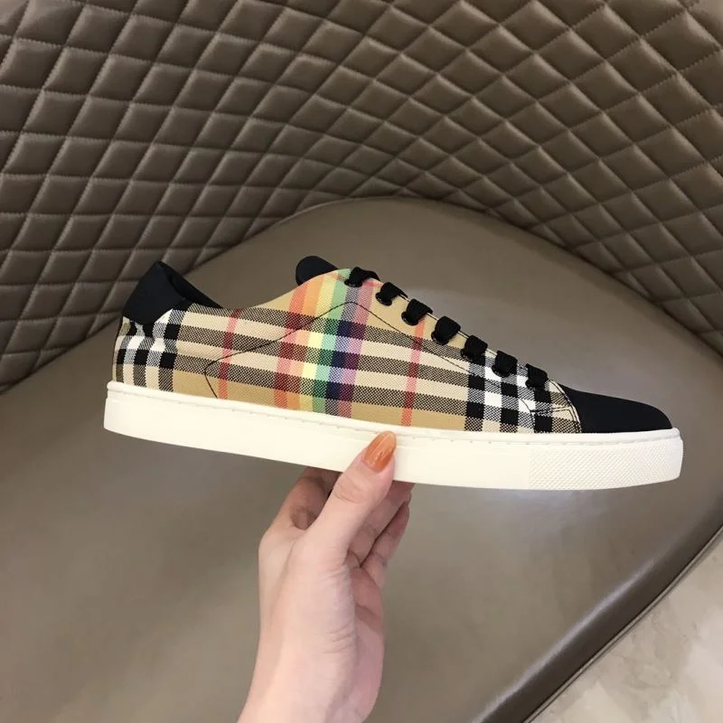 Burberry Low Shoes Contemporary 17035
