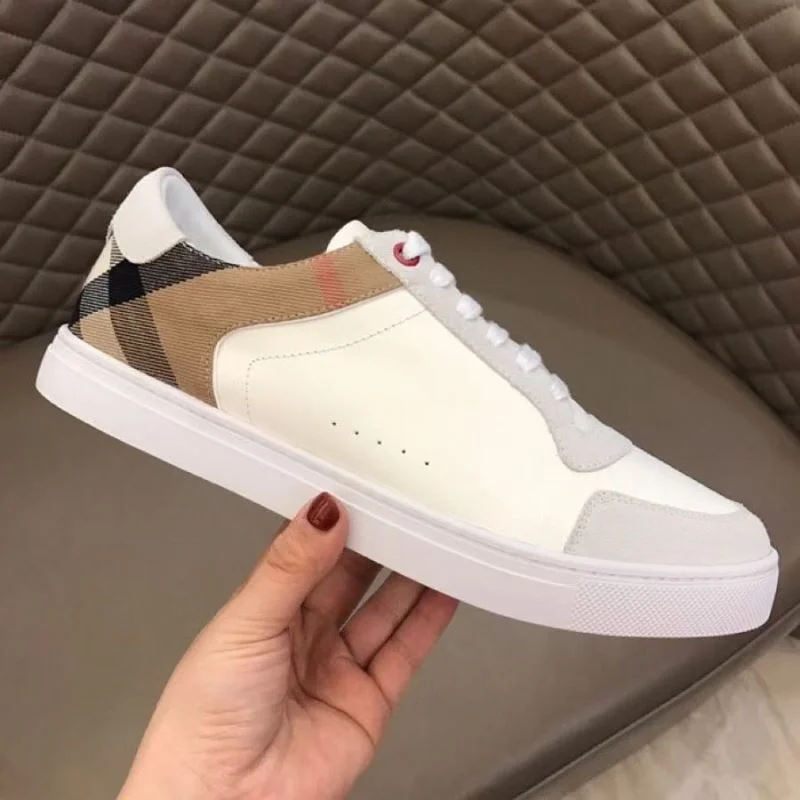 Burberry Low Shoes Youthful 17034