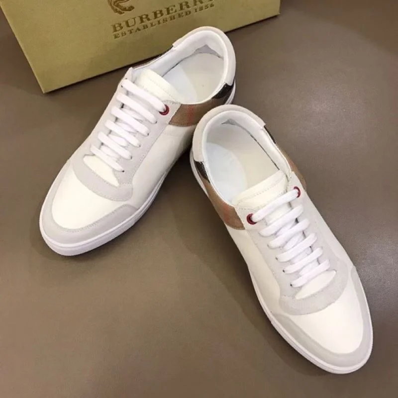 Burberry Low Shoes Youthful 17034