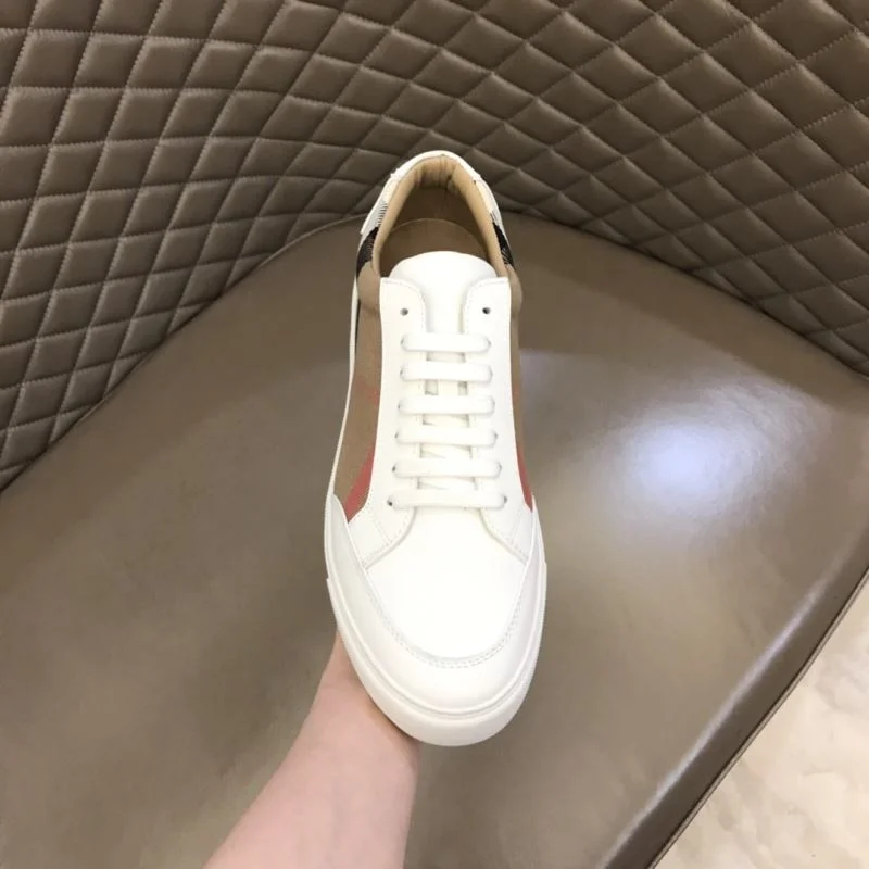 Burberry Low Shoes Functional 17021