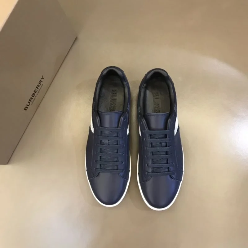 Burberry Low Shoes ModernLook 17014