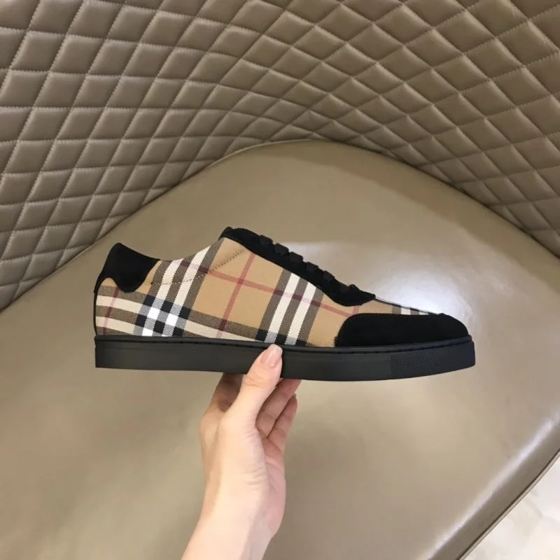 Breathable Burberry Low Shoes 17194