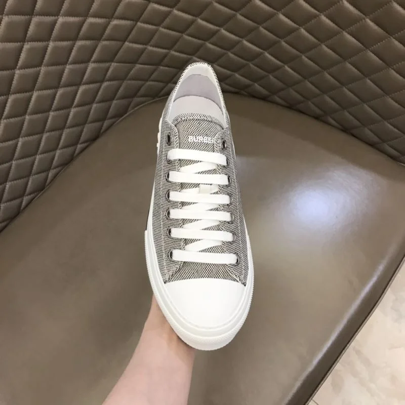 Soft Burberry Low Shoes 17018