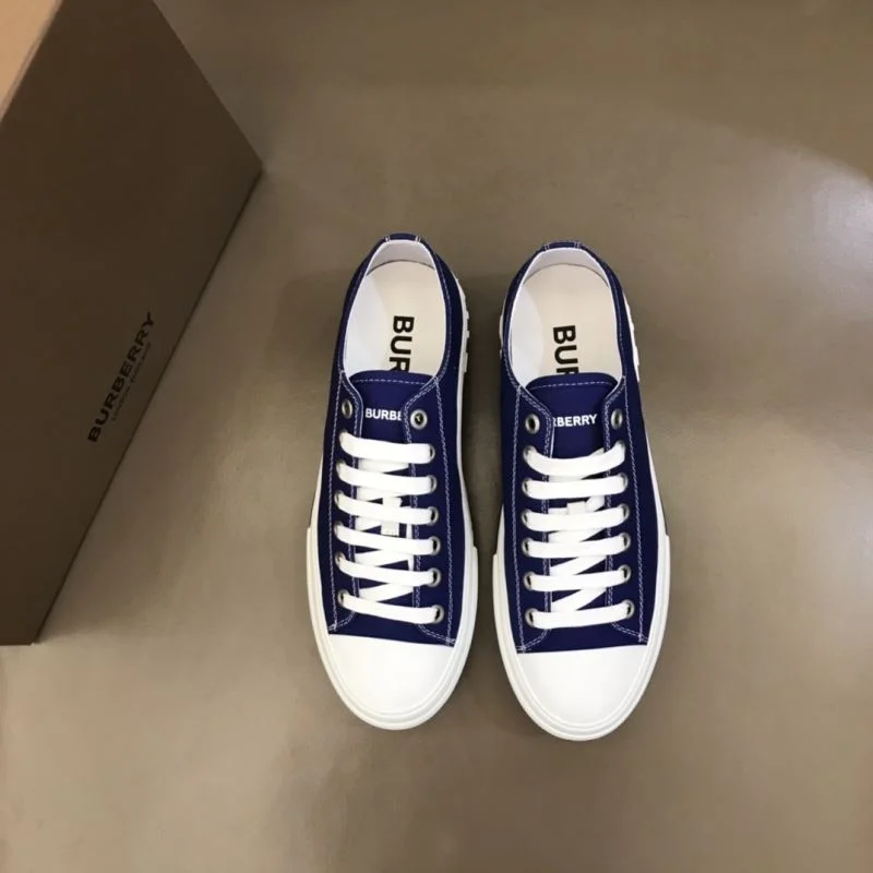 Comfortable Burberry Low Shoes 17025