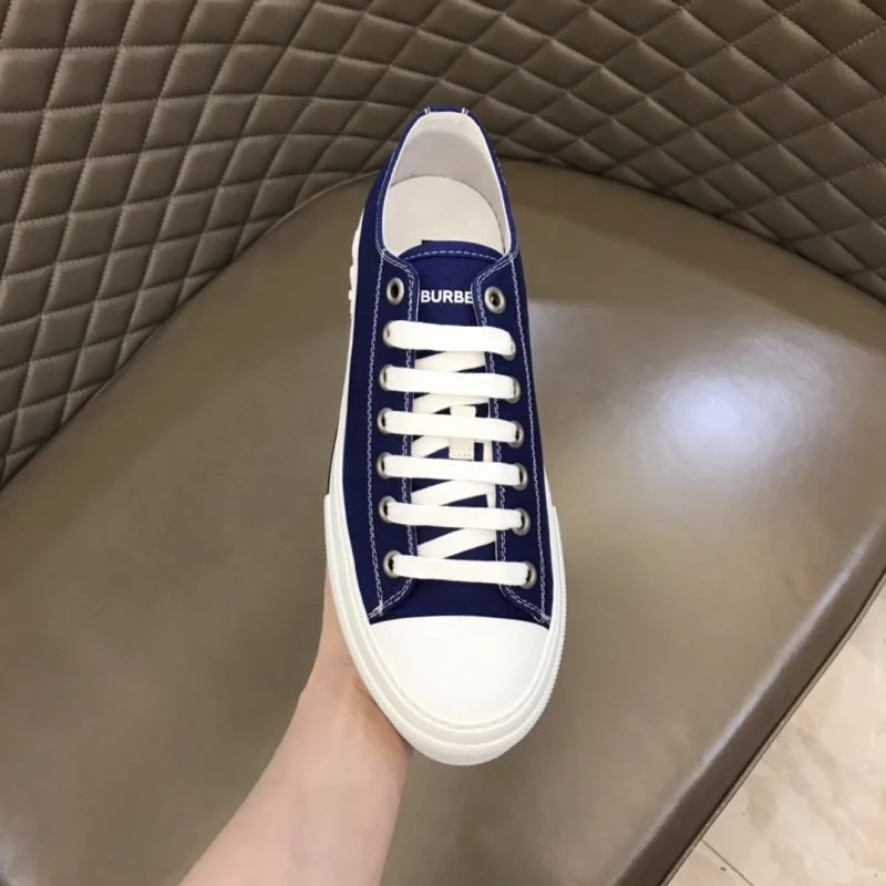 Comfortable Burberry Low Shoes 17025