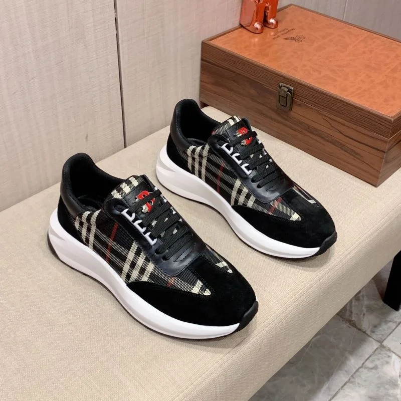Burberry Low Shoes Fashionable 17055