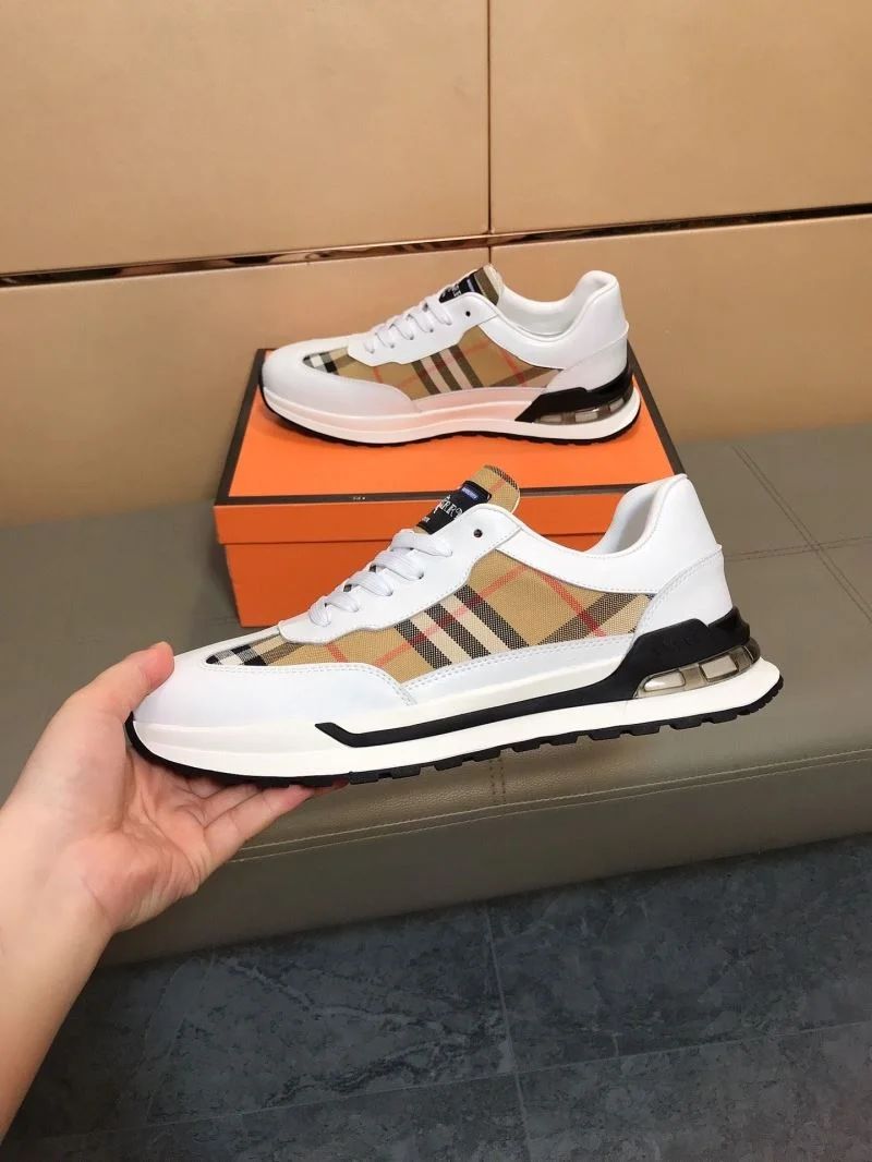 FlexibleFit Burberry Low Shoes 17217