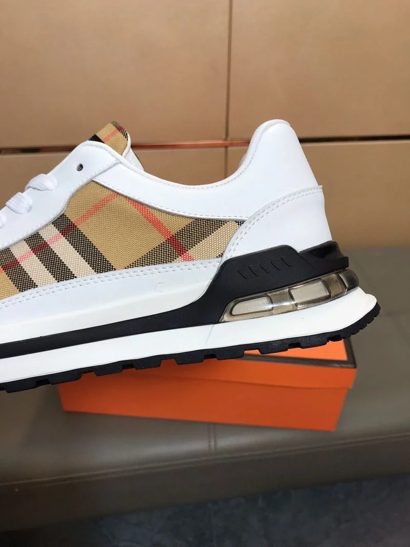 FlexibleFit Burberry Low Shoes 17217