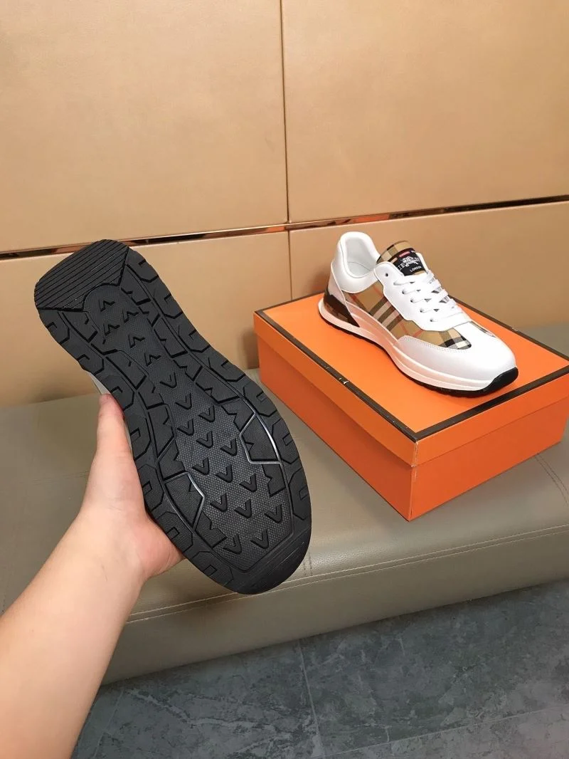 FlexibleFit Burberry Low Shoes 17217