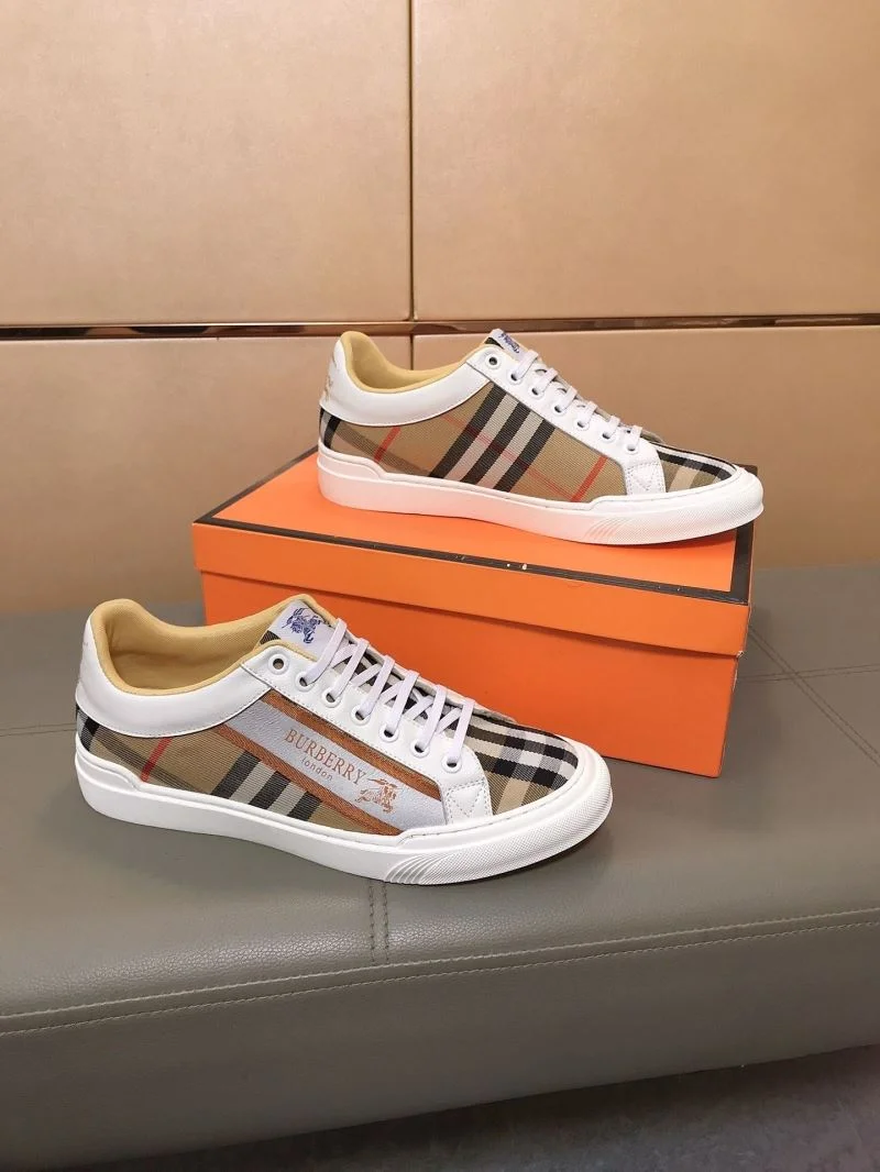 Burberry Low Shoes Lightweight 17202