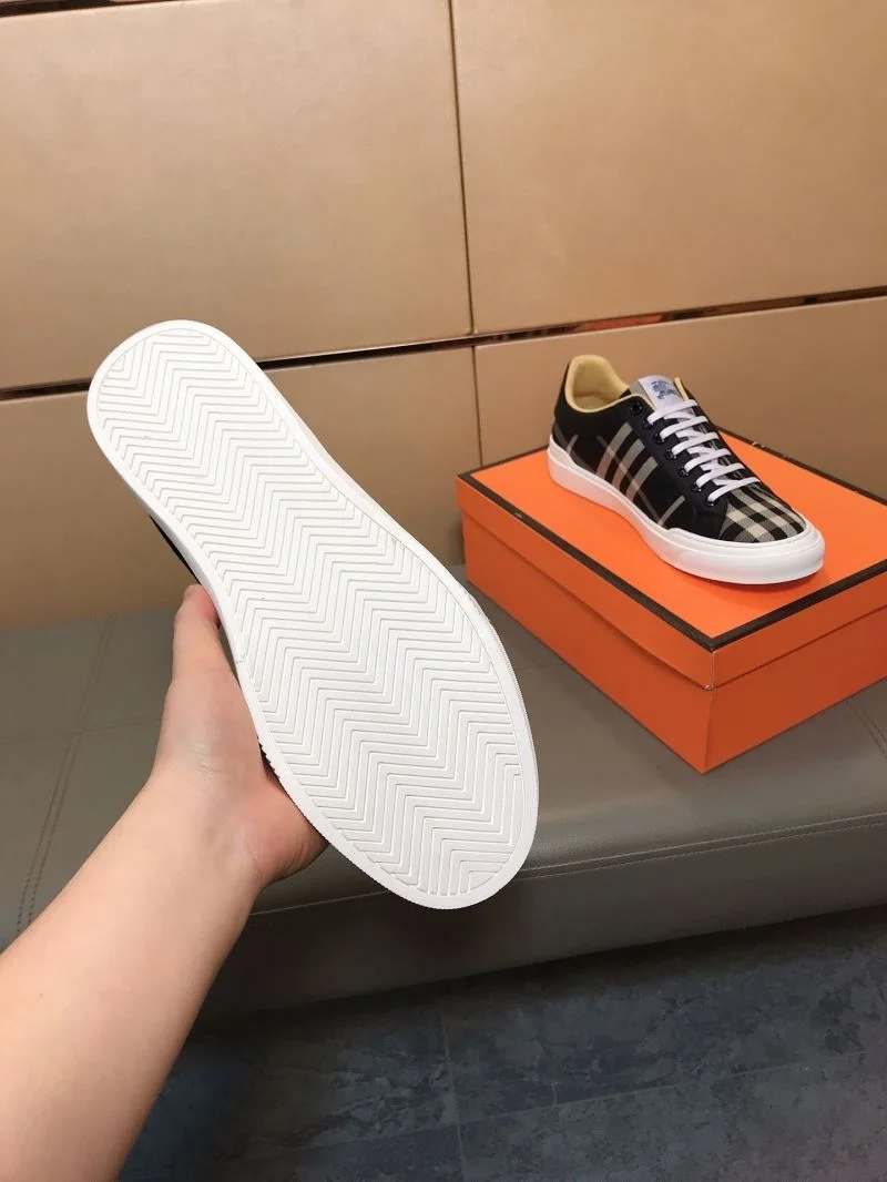 Durable Burberry Low Shoes 17216