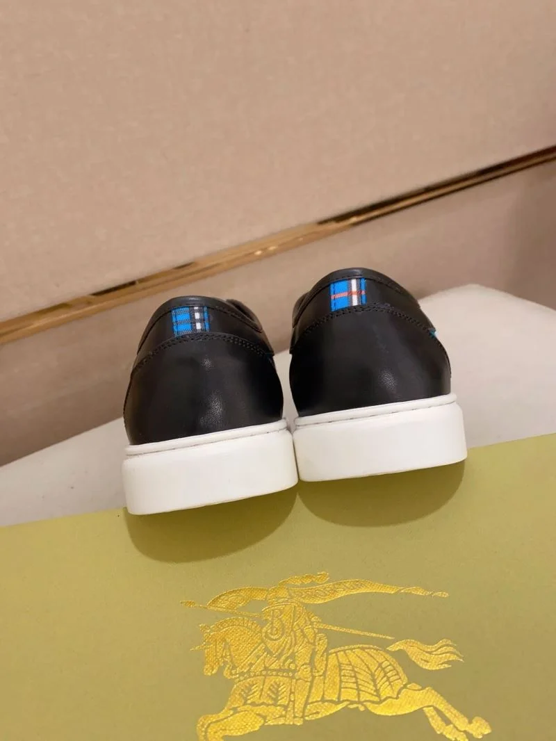 Burberry Low Shoes Effortless 17215