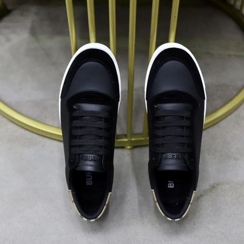 Burberry Low Shoes DailyWear 17213