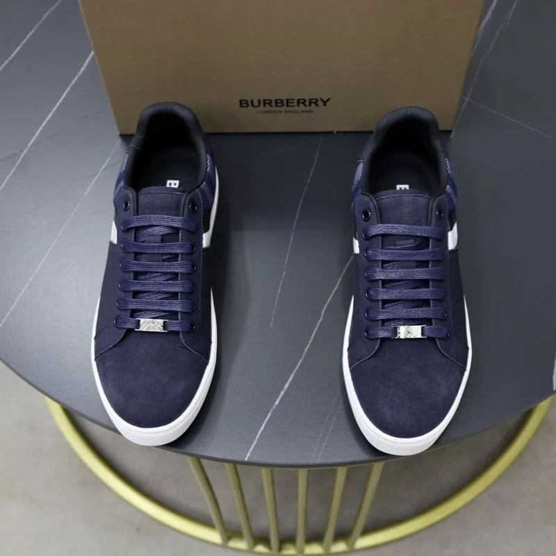 WaterResistant Burberry Low Shoes 17234