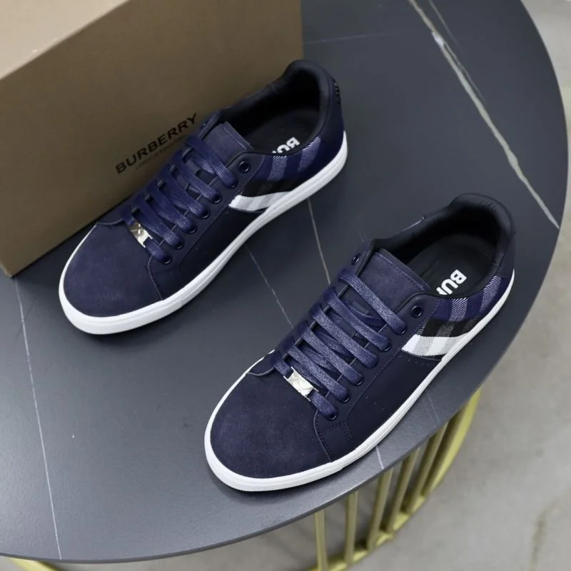 WaterResistant Burberry Low Shoes 17234