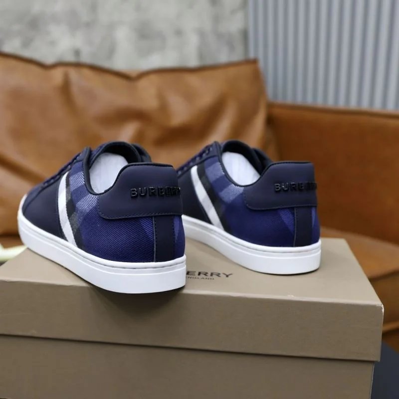 WaterResistant Burberry Low Shoes 17234
