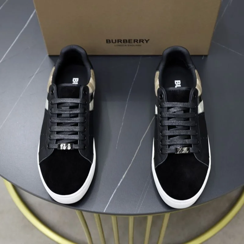 WaterResistant Burberry Low Shoes 17207