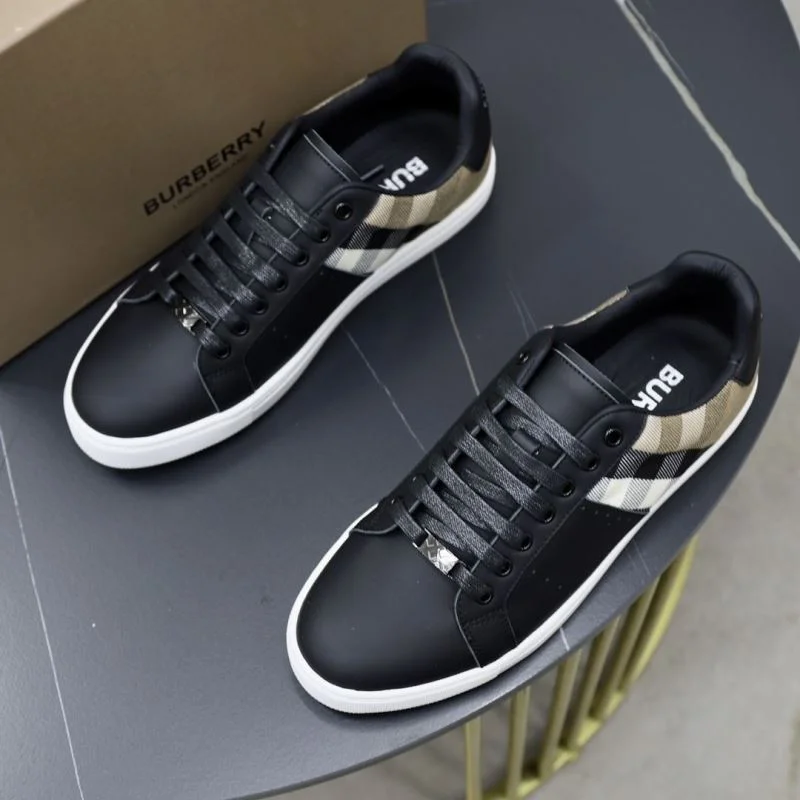 Comfortable Burberry Low Shoes 17275