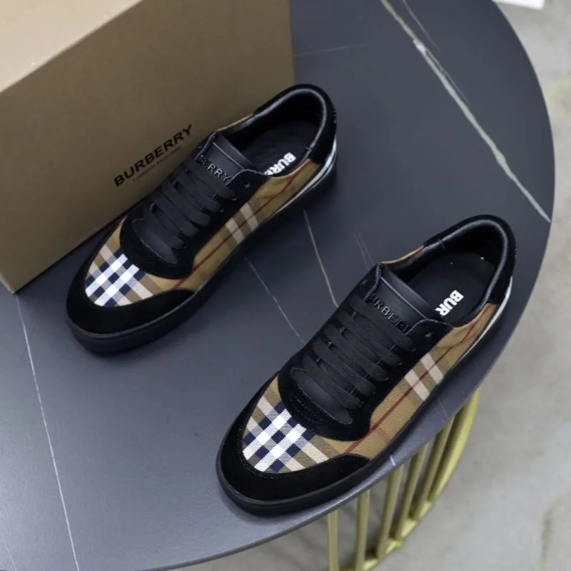 Comfortable Burberry Low Shoes 17214