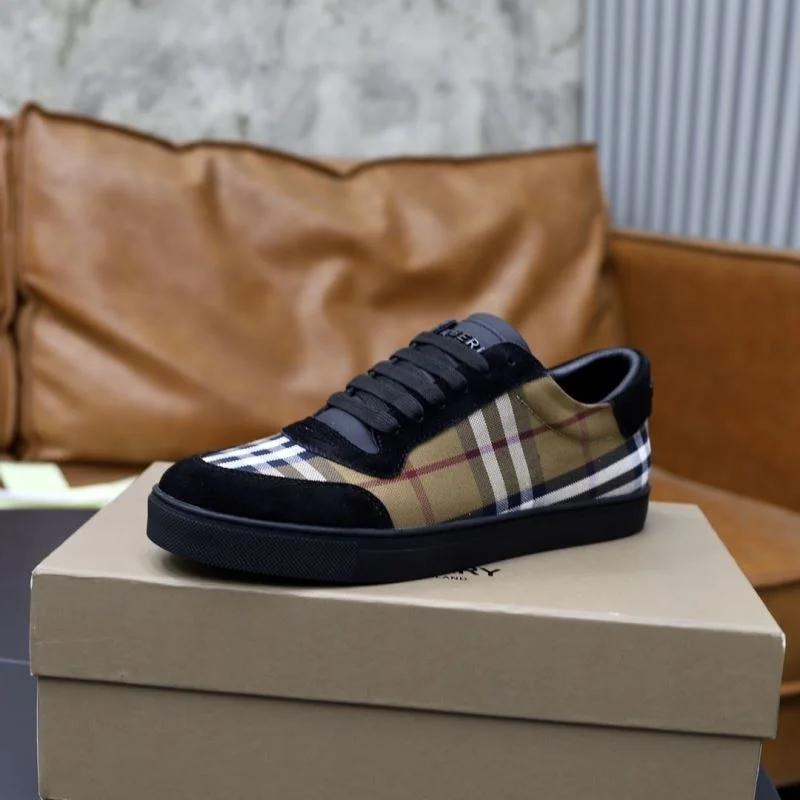 Comfortable Burberry Low Shoes 17214