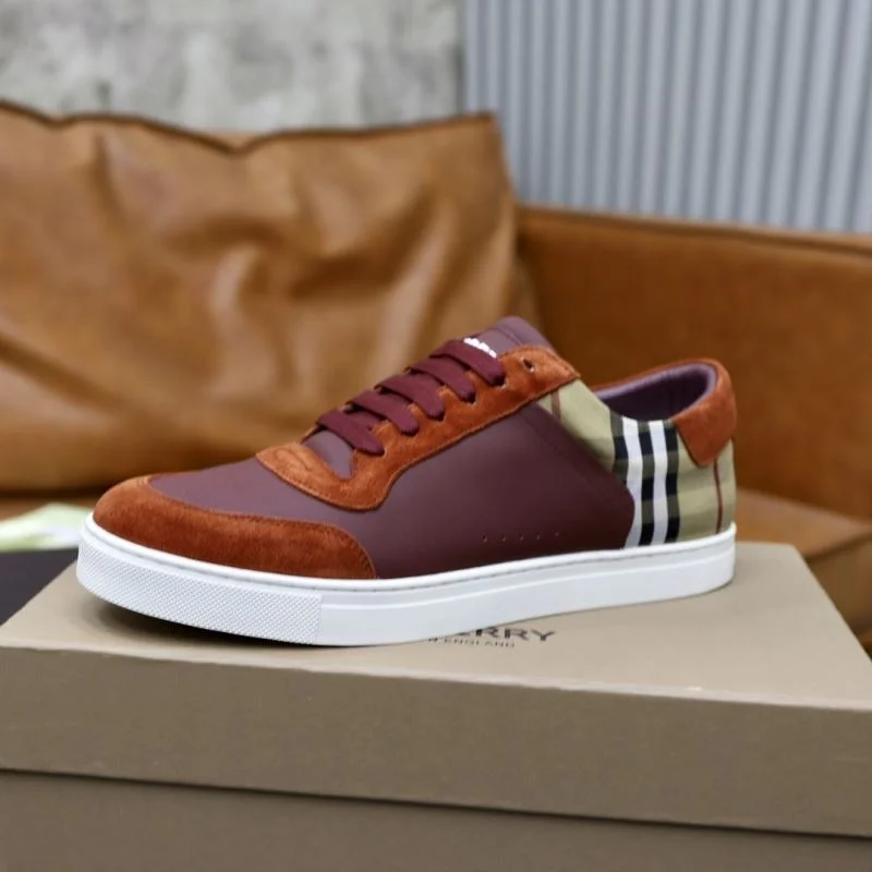 Burberry Low Shoes Sophisticated 17197