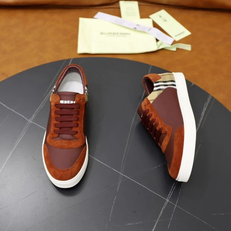 Burberry Low Shoes Sophisticated 17197