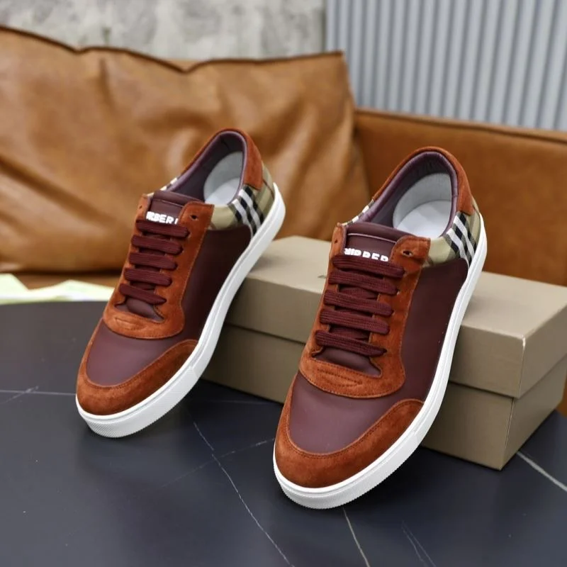 Burberry Low Shoes Sophisticated 17197