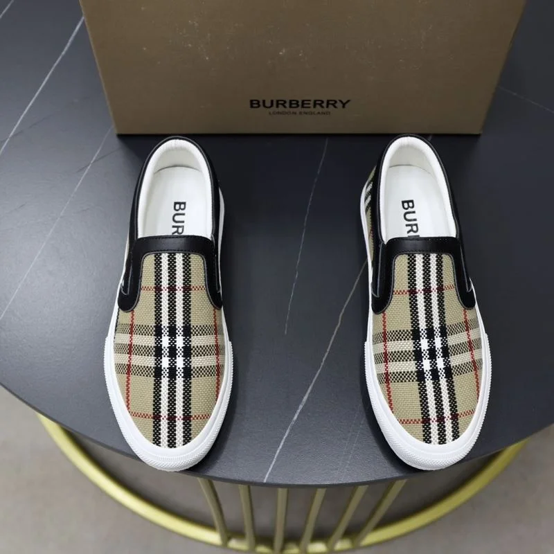 EyeCatching Burberry Low Shoes 17198