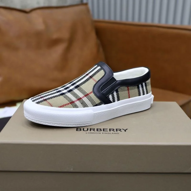 EyeCatching Burberry Low Shoes 17198