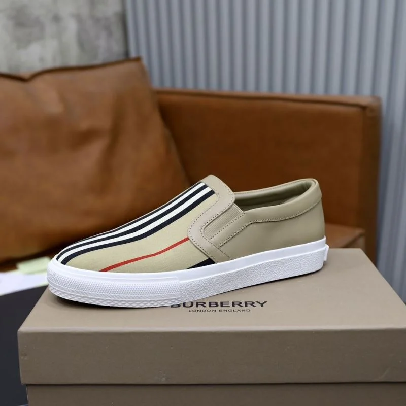 Packable Burberry Low Shoes 17190